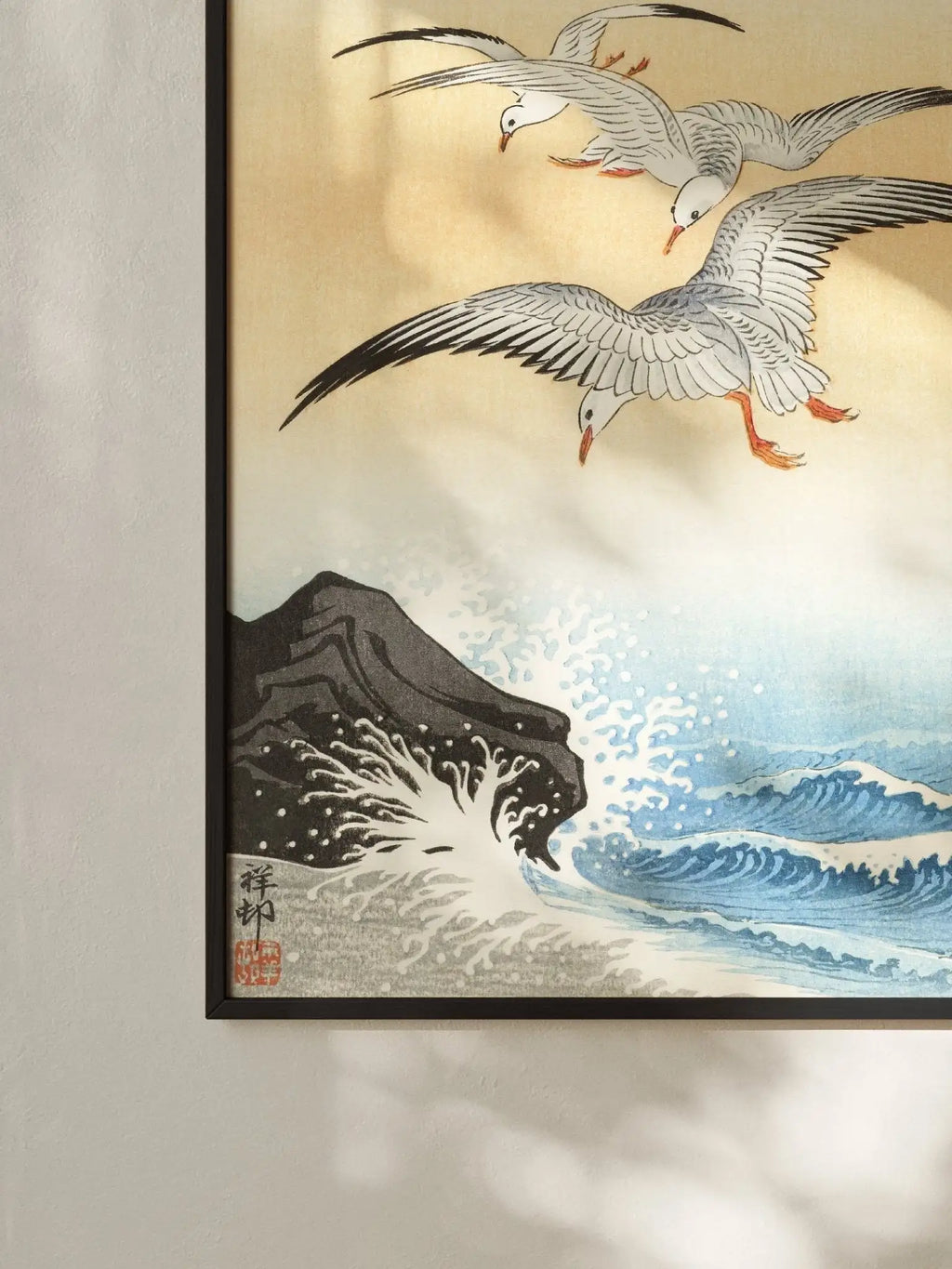 Möwen über stürmischem Meer - Gerahmte Eleganz - HINORI