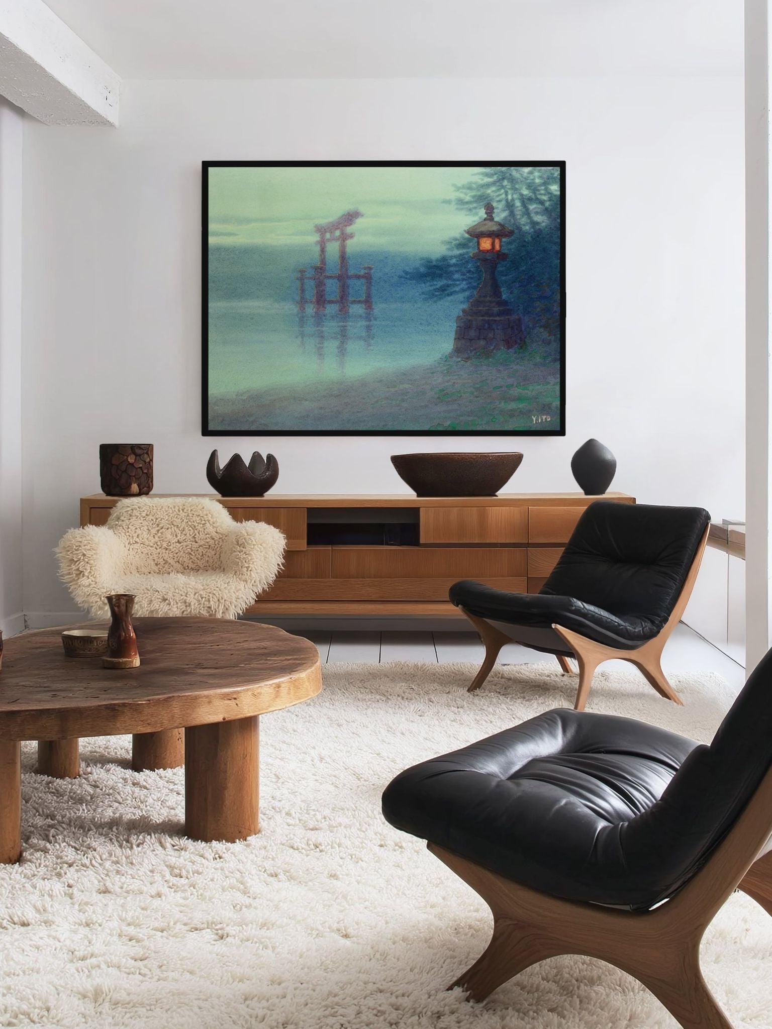 Torii im Nebel - Gerahmte Eleganz